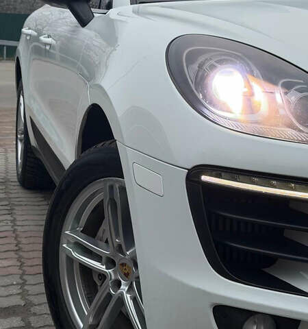 Белый Порше Масан, объемом двигателя 2.99 л и пробегом 47 тыс. км за 29500 $, фото 20 на Automoto.ua