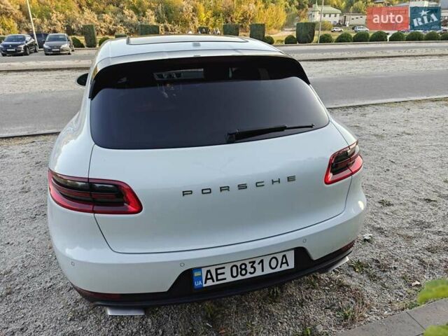 Белый Порше Масан, объемом двигателя 1.98 л и пробегом 76 тыс. км за 28500 $, фото 4 на Automoto.ua