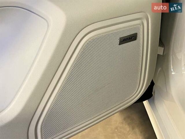 Белый Порше Масан, объемом двигателя 3 л и пробегом 36 тыс. км за 52500 $, фото 34 на Automoto.ua