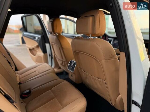 Белый Порше Масан, объемом двигателя 1.98 л и пробегом 40 тыс. км за 38900 $, фото 6 на Automoto.ua