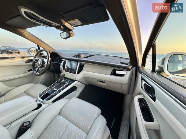 Білий Порше Масан, об'ємом двигуна 1.98 л та пробігом 115 тис. км за 45000 $, фото 11 на Automoto.ua