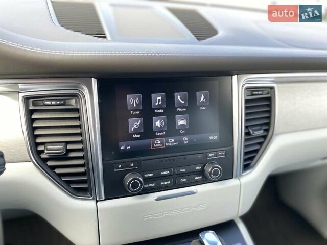 Белый Порше Масан, объемом двигателя 3 л и пробегом 32 тыс. км за 53000 $, фото 35 на Automoto.ua