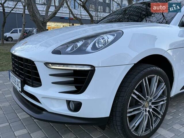 Белый Порше Масан, объемом двигателя 1.98 л и пробегом 134 тыс. км за 38900 $, фото 22 на Automoto.ua