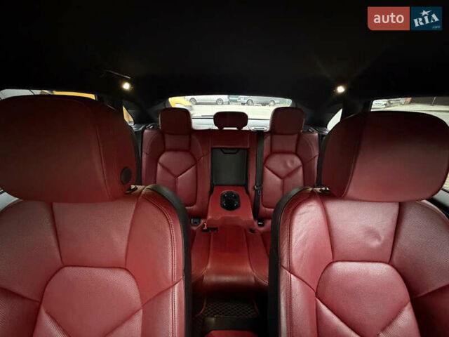 Белый Порше Масан, объемом двигателя 2.99 л и пробегом 47 тыс. км за 29500 $, фото 25 на Automoto.ua