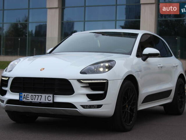Порше Масан 2018 у Дніпро (Дніпропетровську) на Automoto.ua Білий Порше Масан, об'ємом двигуна 3 л та пробігом 105 тис. км за 49999 $, фото 2 на Automoto.ua