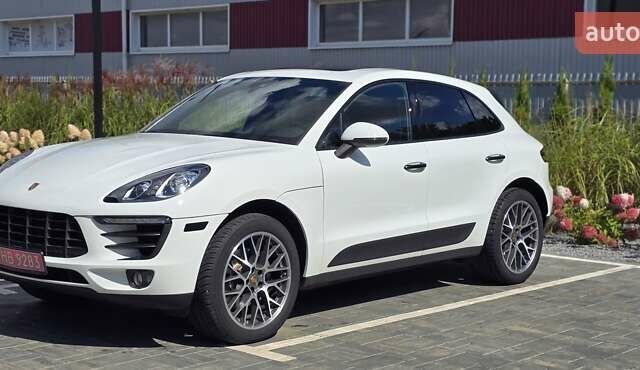Порше Масан 2018 в Луцке на Automoto.ua Белый Порше Масан, объемом двигателя 1.98 л и пробегом 122 тыс. км за 28300 $, фото 43 на Automoto.ua