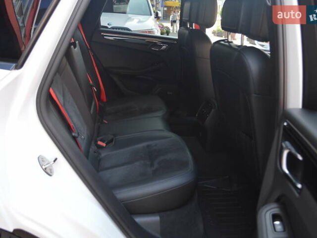 Белый Порше Масан, объемом двигателя 3 л и пробегом 88 тыс. км за 31900 $, фото 36 на Automoto.ua