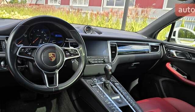 Порше Масан 2018 в Луцке на Automoto.ua Белый Порше Масан, объемом двигателя 1.98 л и пробегом 122 тыс. км за 28300 $, фото 22 на Automoto.ua