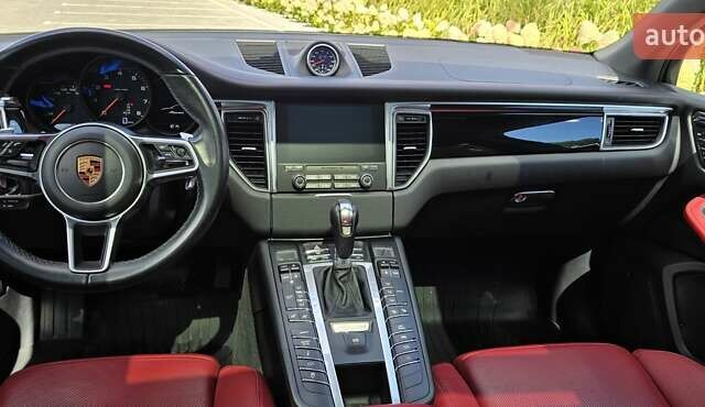 Порше Масан 2018 в Луцке на Automoto.ua Белый Порше Масан, объемом двигателя 1.98 л и пробегом 122 тыс. км за 28300 $, фото 23 на Automoto.ua