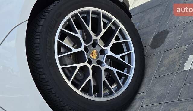 Порше Масан 2018 в Луцке на Automoto.ua Белый Порше Масан, объемом двигателя 1.98 л и пробегом 122 тыс. км за 28300 $, фото 35 на Automoto.ua