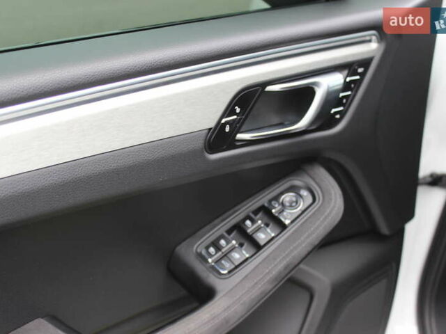 Порше Масан 2018 у Дніпро (Дніпропетровську) на Automoto.ua Білий Порше Масан, об'ємом двигуна 3 л та пробігом 105 тис. км за 49999 $, фото 18 на Automoto.ua