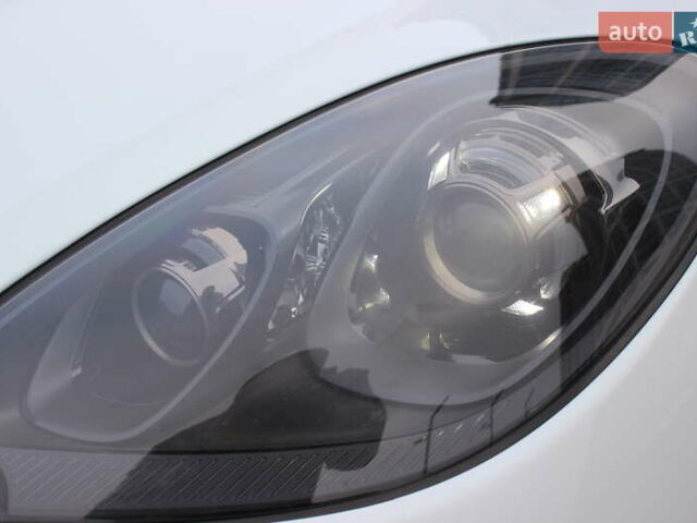 Порше Масан 2018 у Дніпро (Дніпропетровську) на Automoto.ua Білий Порше Масан, об'ємом двигуна 3 л та пробігом 105 тис. км за 49999 $, фото 14 на Automoto.ua