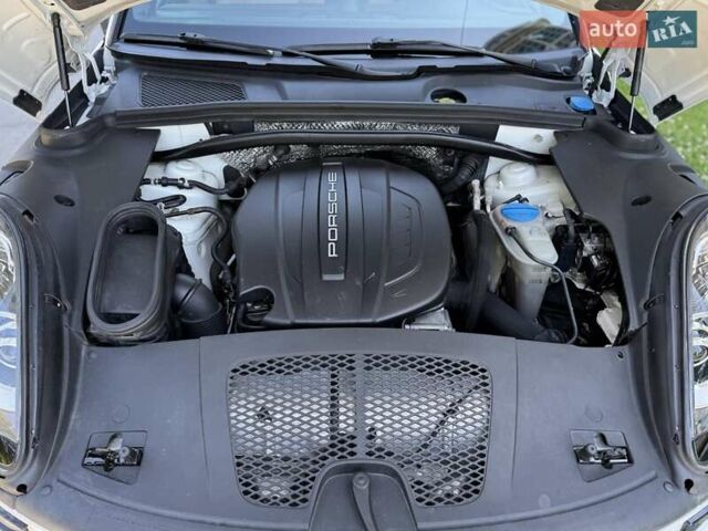 Білий Порше Масан, об'ємом двигуна 2 л та пробігом 184 тис. км за 25700 $, фото 39 на Automoto.ua
