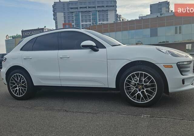 Белый Порше Масан, объемом двигателя 3 л и пробегом 78 тыс. км за 31000 $, фото 54 на Automoto.ua