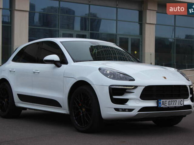 Порше Масан 2018 у Дніпро (Дніпропетровську) на Automoto.ua Білий Порше Масан, об'ємом двигуна 3 л та пробігом 105 тис. км за 49999 $, фото 5 на Automoto.ua