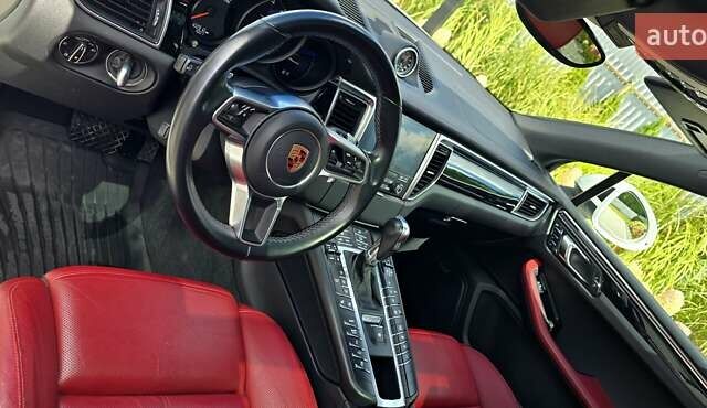 Порше Масан 2018 в Луцке на Automoto.ua Белый Порше Масан, объемом двигателя 1.98 л и пробегом 122 тыс. км за 28300 $, фото 15 на Automoto.ua