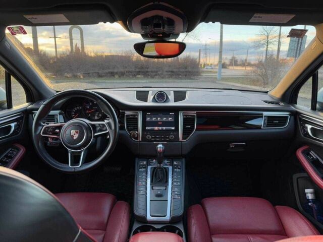 Білий Порше Масан, об'ємом двигуна 2 л та пробігом 50 тис. км за 30200 $, фото 11 на Automoto.ua