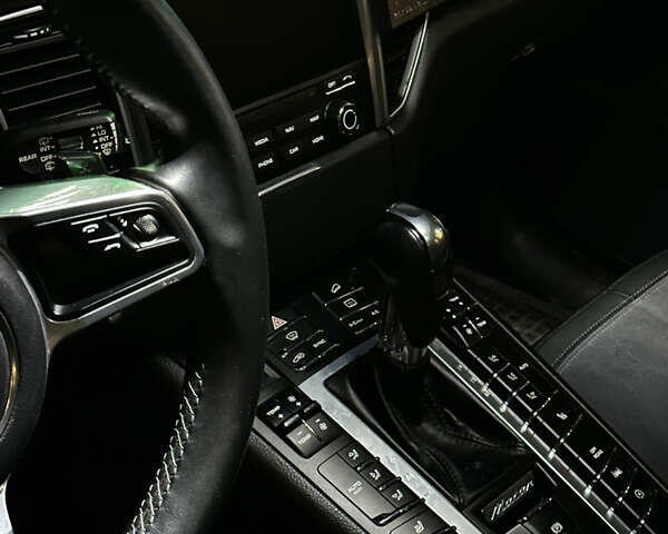 Білий Порше Масан, об'ємом двигуна 1.98 л та пробігом 110 тис. км за 39500 $, фото 7 на Automoto.ua