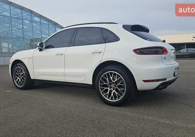 Белый Порше Масан, объемом двигателя 3 л и пробегом 78 тыс. км за 31000 $, фото 63 на Automoto.ua