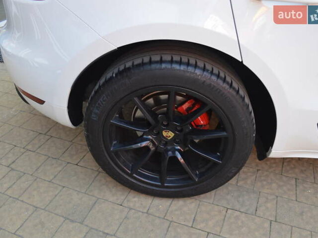 Белый Порше Масан, объемом двигателя 3 л и пробегом 88 тыс. км за 31900 $, фото 10 на Automoto.ua
