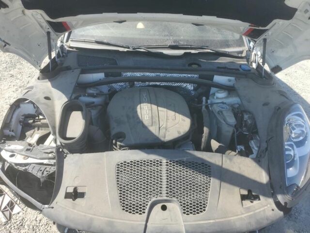 Белый Порше Масан, объемом двигателя 2 л и пробегом 63 тыс. км за 16000 $, фото 6 на Automoto.ua