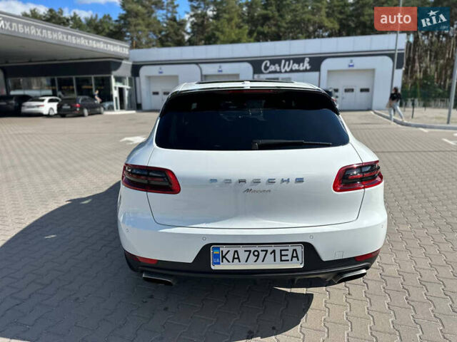 Белый Порше Масан, объемом двигателя 1.98 л и пробегом 69 тыс. км за 35000 $, фото 7 на Automoto.ua