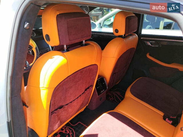 Белый Порше Масан, объемом двигателя 3 л и пробегом 53 тыс. км за 44444 $, фото 15 на Automoto.ua