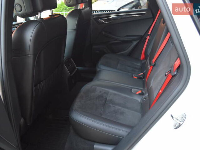 Белый Порше Масан, объемом двигателя 3 л и пробегом 88 тыс. км за 31900 $, фото 32 на Automoto.ua