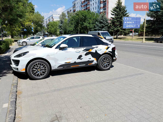 Белый Порше Масан, объемом двигателя 3 л и пробегом 53 тыс. км за 44444 $, фото 7 на Automoto.ua