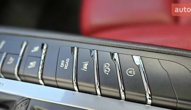 Порше Масан 2018 в Луцке на Automoto.ua Белый Порше Масан, объемом двигателя 1.98 л и пробегом 122 тыс. км за 28300 $, фото 9 на Automoto.ua