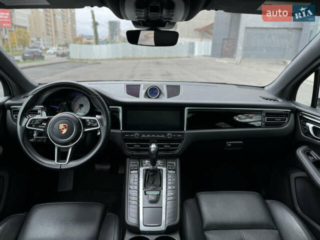 Белый Порше Масан, объемом двигателя 3 л и пробегом 130 тыс. км за 36500 $, фото 63 на Automoto.ua