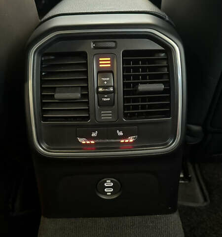 Белый Порше Масан, объемом двигателя 3 л и пробегом 80 тыс. км за 42499 $, фото 7 на Automoto.ua