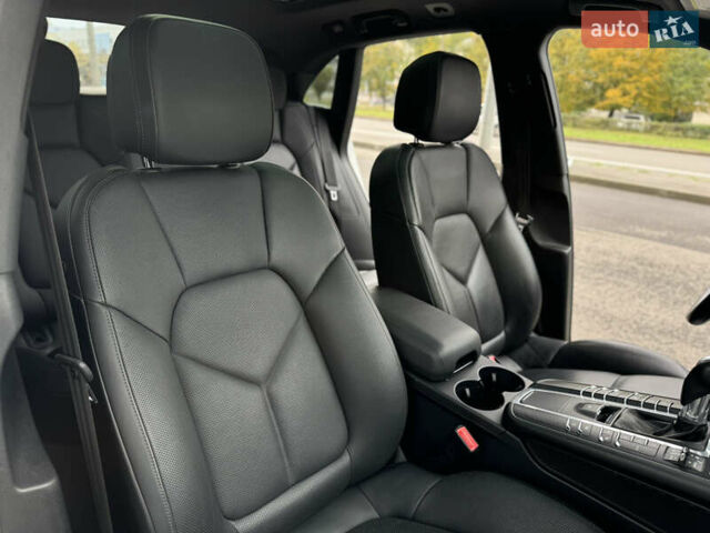 Белый Порше Масан, объемом двигателя 3 л и пробегом 130 тыс. км за 36500 $, фото 61 на Automoto.ua