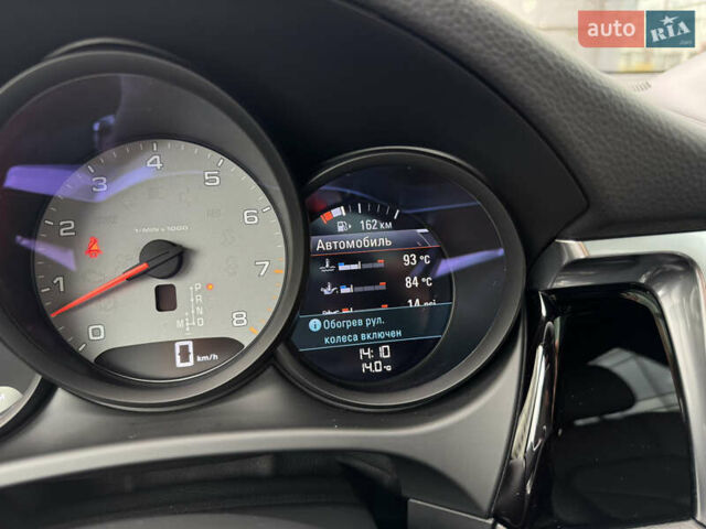 Белый Порше Масан, объемом двигателя 3 л и пробегом 130 тыс. км за 36500 $, фото 80 на Automoto.ua