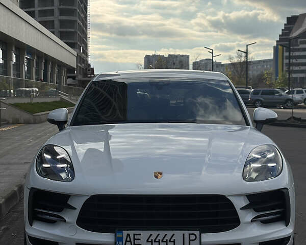 Білий Порше Масан, об'ємом двигуна 1.98 л та пробігом 55 тис. км за 42900 $, фото 1 на Automoto.ua