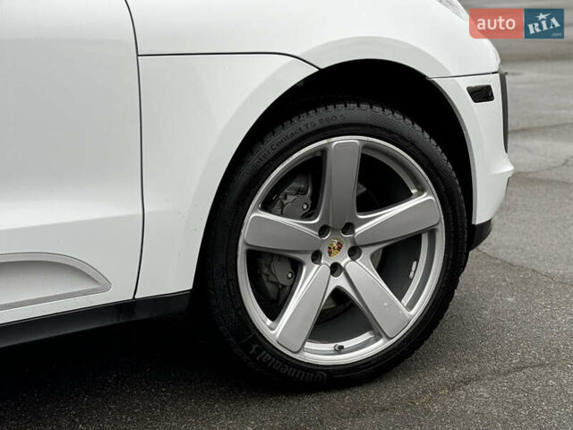 Білий Порше Масан, об'ємом двигуна 3 л та пробігом 130 тис. км за 36999 $, фото 38 на Automoto.ua