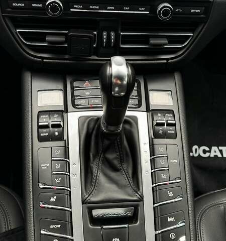 Білий Порше Масан, об'ємом двигуна 1.98 л та пробігом 80 тис. км за 45500 $, фото 30 на Automoto.ua