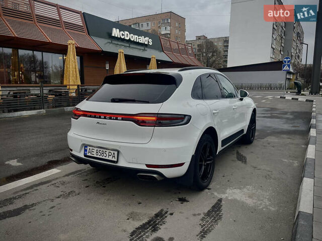 Белый Порше Масан, объемом двигателя 1.98 л и пробегом 81 тыс. км за 42000 $, фото 4 на Automoto.ua