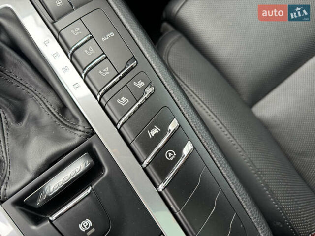 Белый Порше Масан, объемом двигателя 3 л и пробегом 130 тыс. км за 36500 $, фото 72 на Automoto.ua