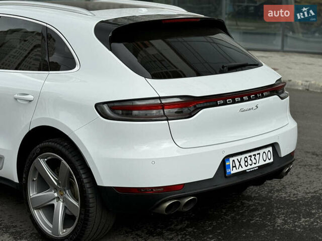 Белый Порше Масан, объемом двигателя 3 л и пробегом 130 тыс. км за 35500 $, фото 29 на Automoto.ua