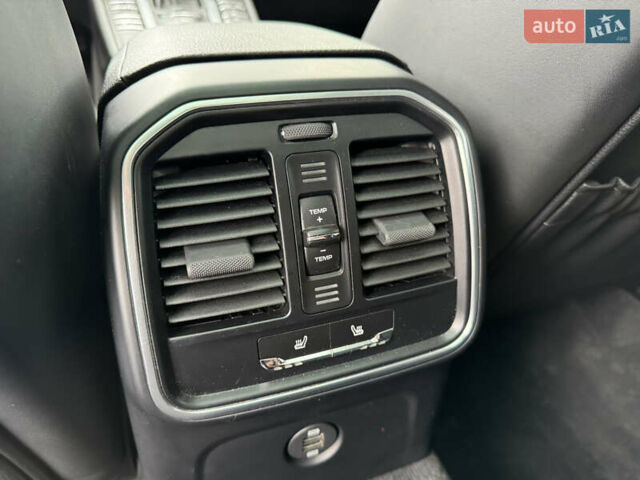 Белый Порше Масан, объемом двигателя 3 л и пробегом 130 тыс. км за 36500 $, фото 62 на Automoto.ua