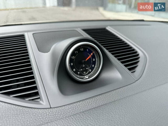 Белый Порше Масан, объемом двигателя 3 л и пробегом 130 тыс. км за 36500 $, фото 75 на Automoto.ua