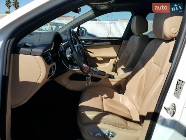 Белый Порше Масан, объемом двигателя 1.98 л и пробегом 57 тыс. км за 16000 $, фото 6 на Automoto.ua