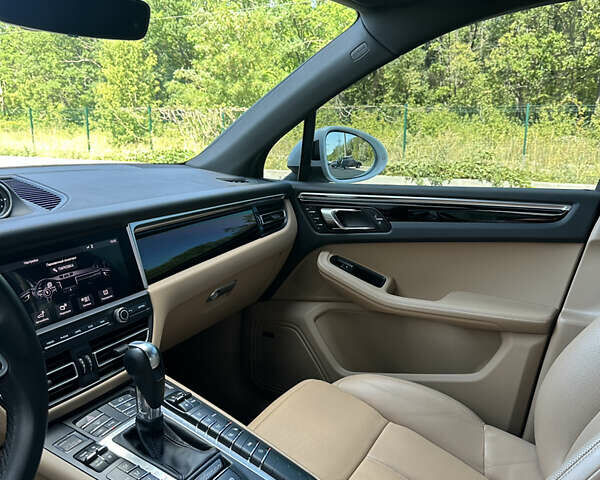 Белый Порше Масан, объемом двигателя 1.98 л и пробегом 48 тыс. км за 55000 $, фото 46 на Automoto.ua