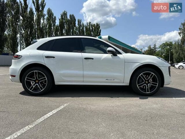 Белый Порше Масан, объемом двигателя 3 л и пробегом 73 тыс. км за 40500 $, фото 3 на Automoto.ua