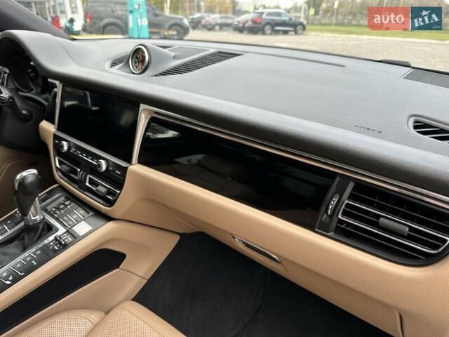 Белый Порше Масан, объемом двигателя 3 л и пробегом 73 тыс. км за 43500 $, фото 13 на Automoto.ua