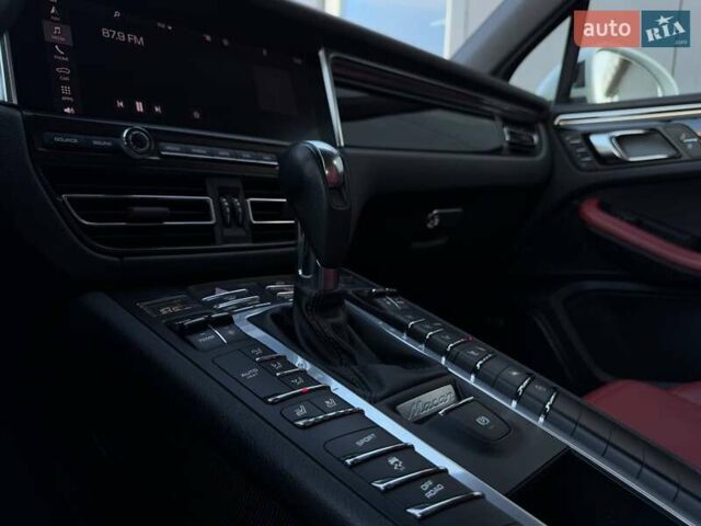 Белый Порше Масан, объемом двигателя 3 л и пробегом 29 тыс. км за 56990 $, фото 18 на Automoto.ua