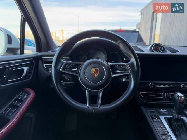 Белый Порше Масан, объемом двигателя 3 л и пробегом 29 тыс. км за 56990 $, фото 14 на Automoto.ua