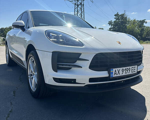Белый Порше Масан, объемом двигателя 1.98 л и пробегом 48 тыс. км за 55000 $, фото 2 на Automoto.ua