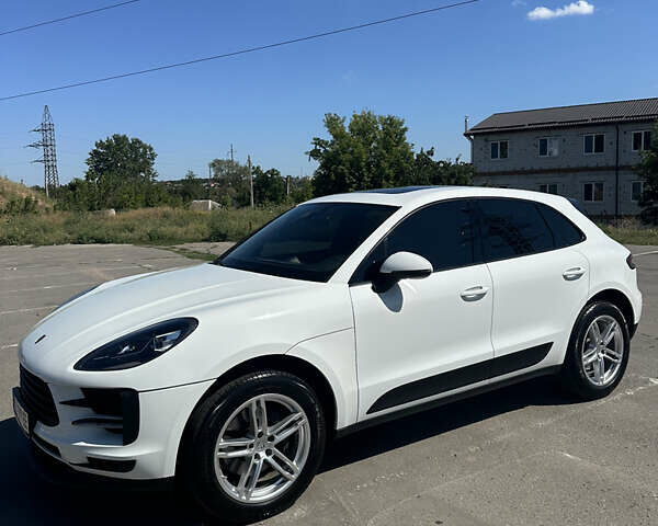 Белый Порше Масан, объемом двигателя 1.98 л и пробегом 48 тыс. км за 55000 $, фото 1 на Automoto.ua